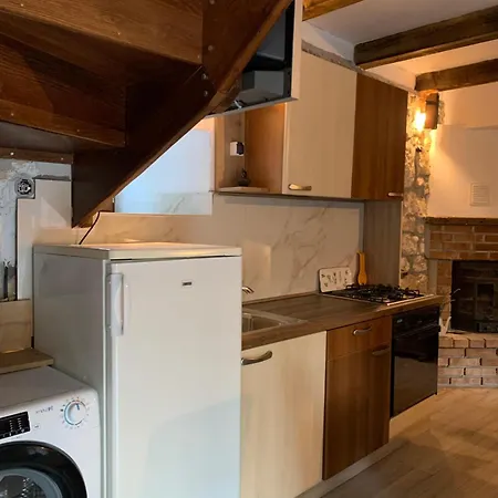 Prázdninový dům Authentic Stone House - Ivana Medvida
